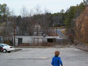 P2250011 2006-02-25 Wheels parking lot.jpg