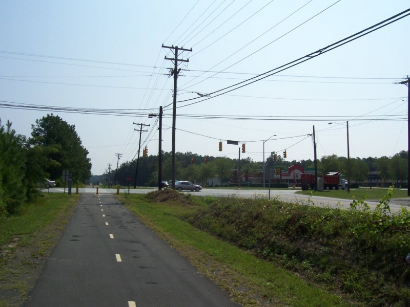 File:2008-08-19 ATT 100 4233 Riddle Road extension.web.jpg